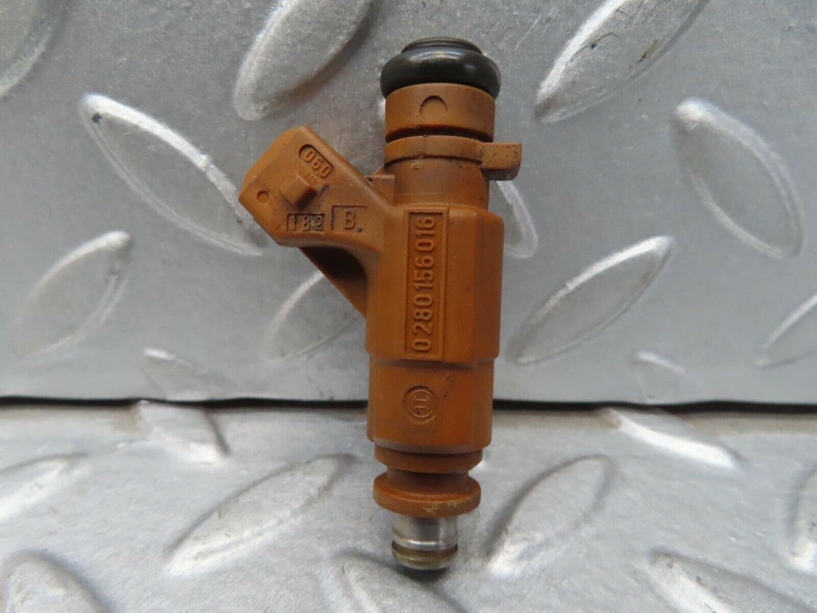 13411 Mercedes-Benz W220 S430 Fuel Injector Bosch 0280156016