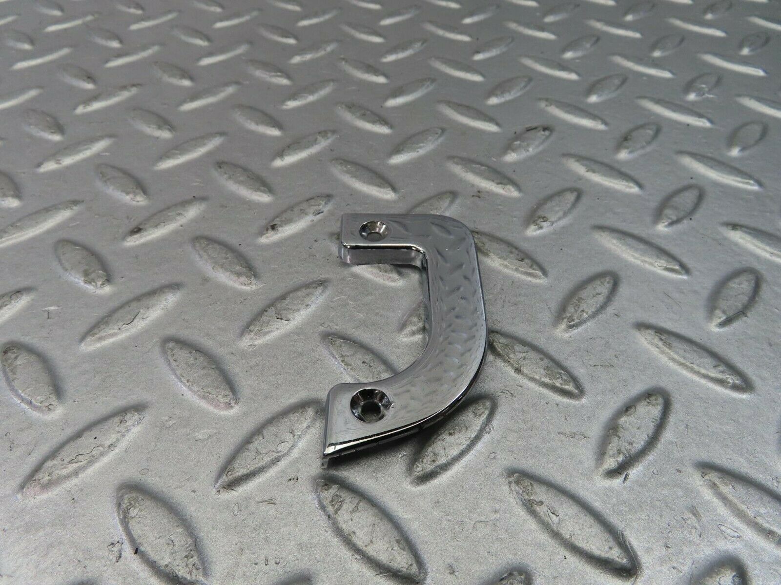 9055 Mercedes-Benz W115 Right Interior Chrome Door Latch Trim