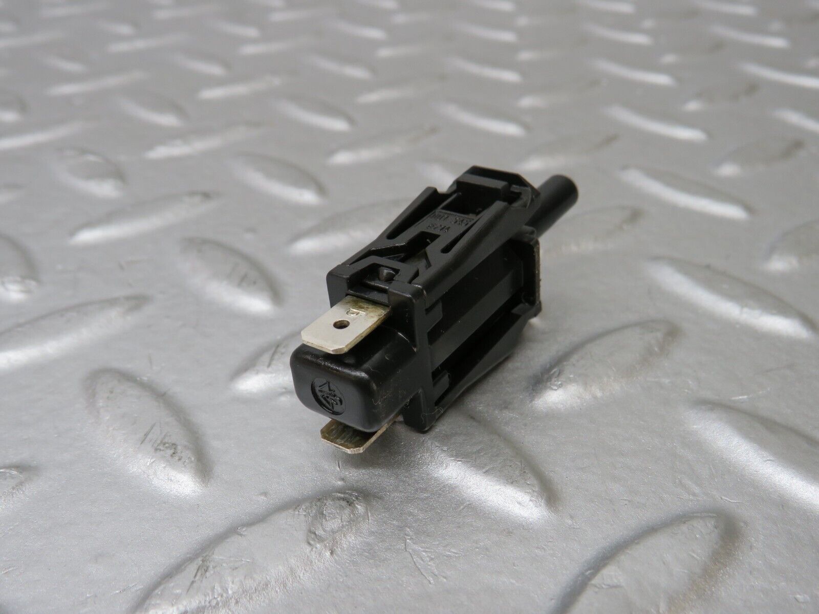 36916 Mercedes-Benz C126 420SEC Coupe Door Contact Switch 3x 0015458714