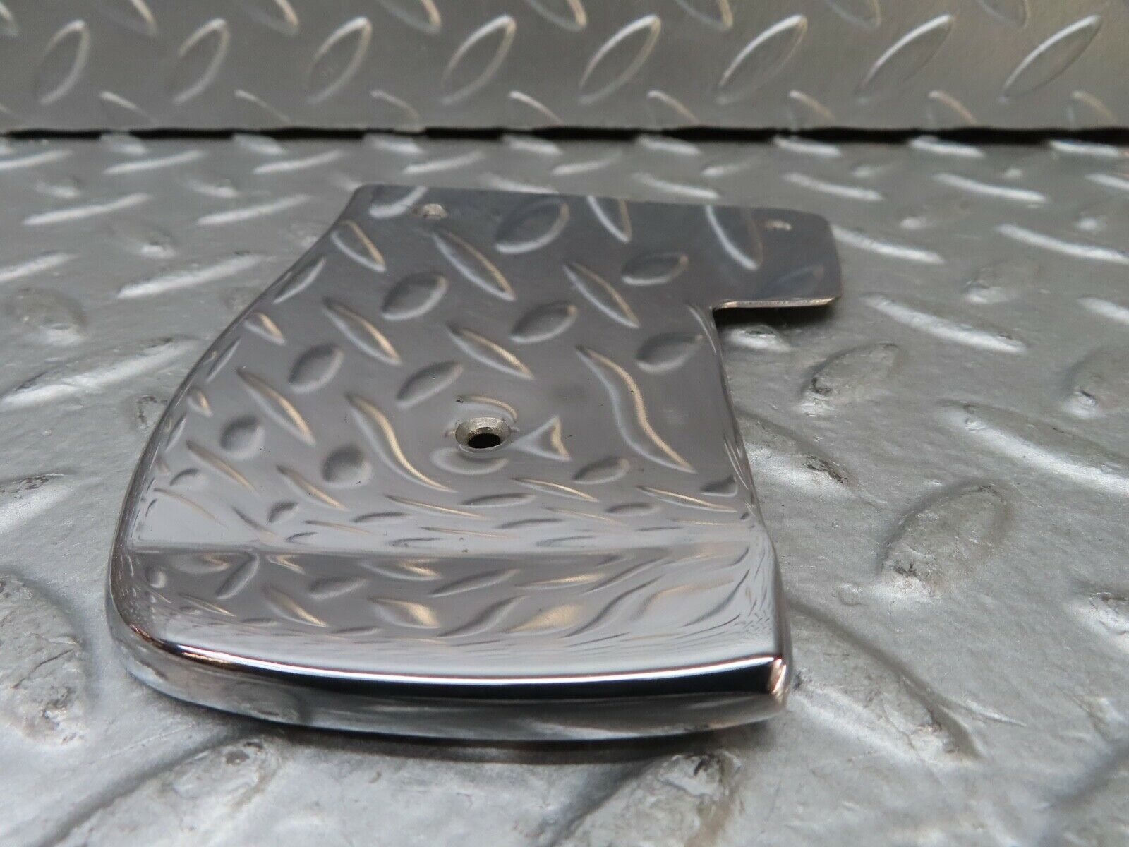 20846 Mercedes-Benz W114 250CE Coupe Left Door Chrome Cover