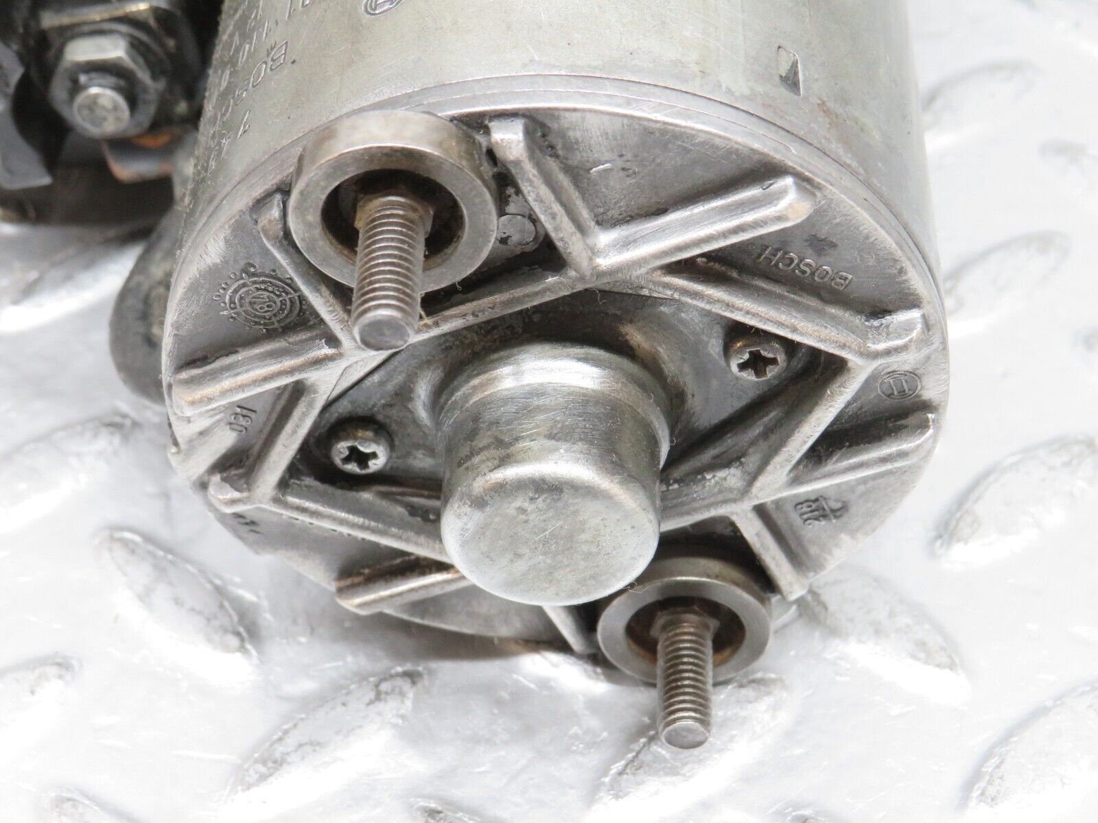 32694 Mercedes-Benz S124 300TE Wagon Starter Motor Bosch 0001110016