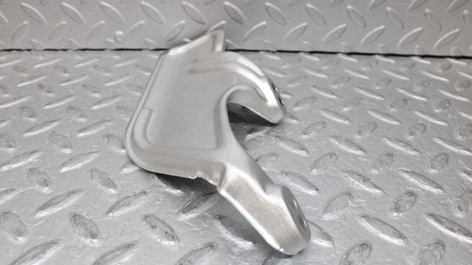 37239 Mercedes-Benz C126 420SEC Coupe Exhaust Heat Shield