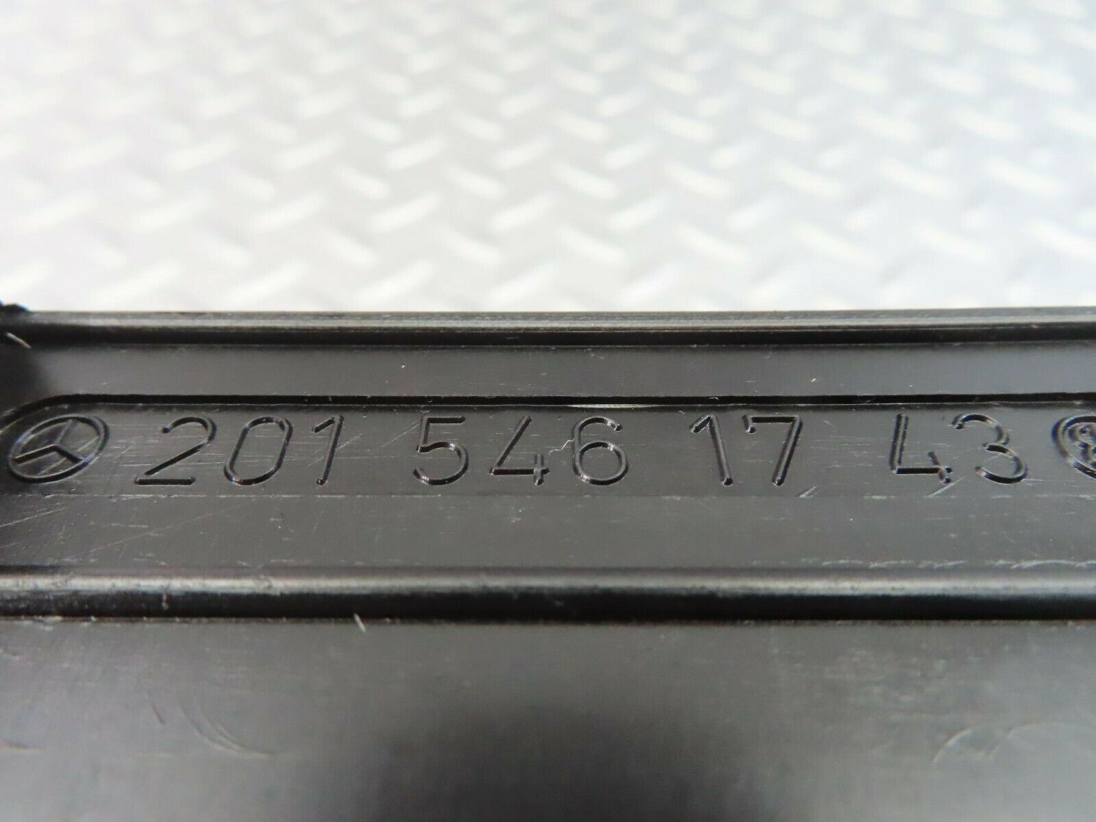 10459 Mercedes-Benz W201190E Ecu Bracket 2015461743