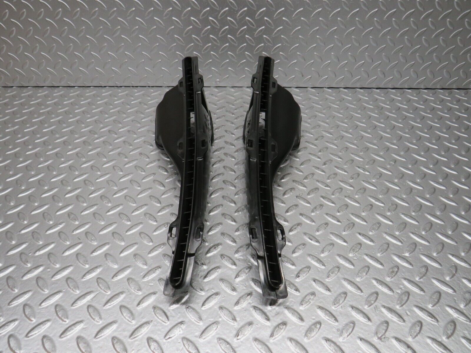 31950 Mercedes-Benz W123 230E Air Duct Vent Pair 1238300119 1238300219