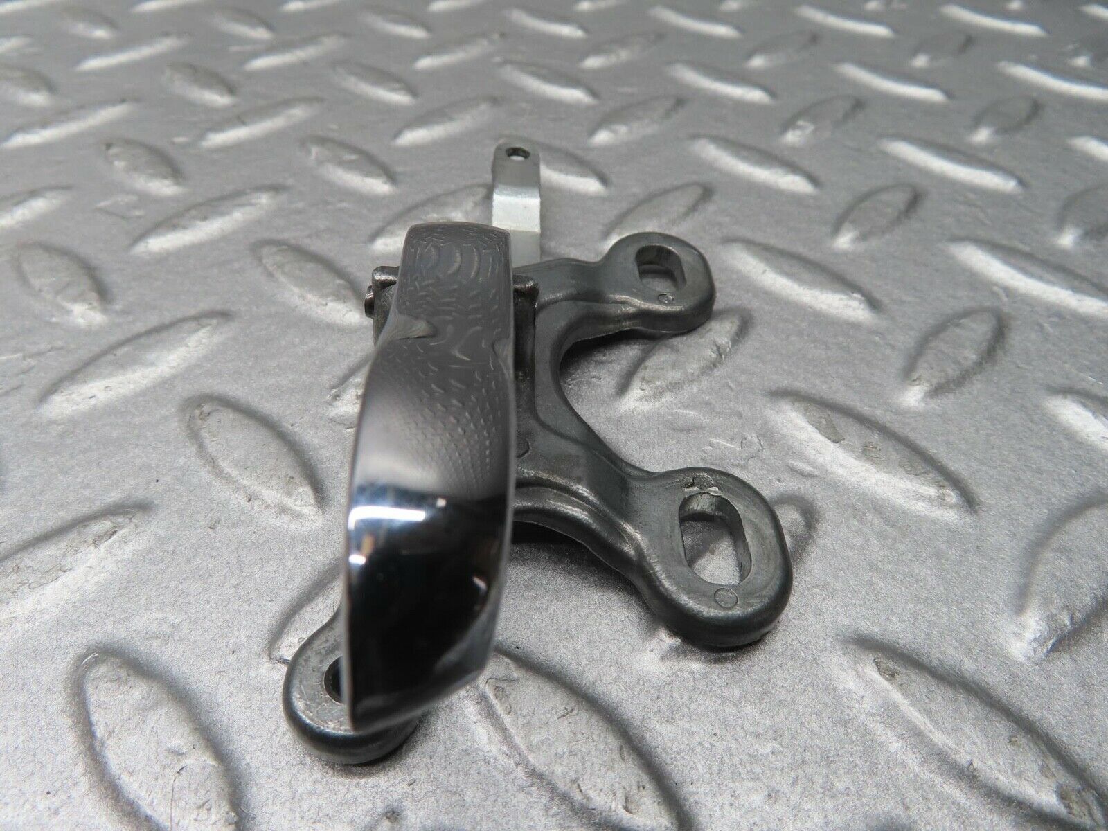 13046 Mercedes-Benz W111 220S Right Interior Door Handle 1107660419