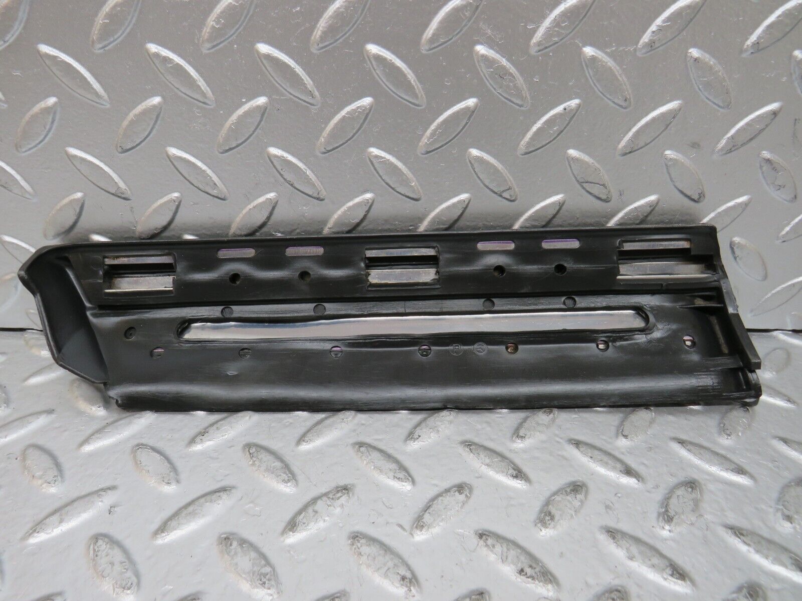 32004 Mercedes-Benz W123 230E Front Right Fender Wing Lower Moulding Trim