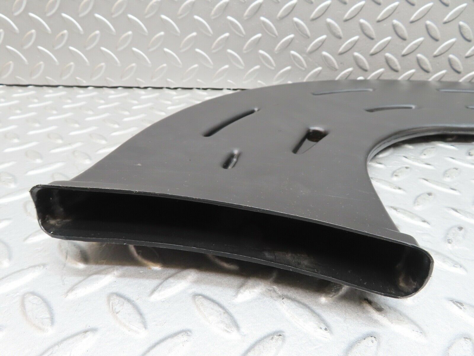 16823 Mercedes-Benz C123 280CE Coupe Heater Air Duct Right Side 1238311046