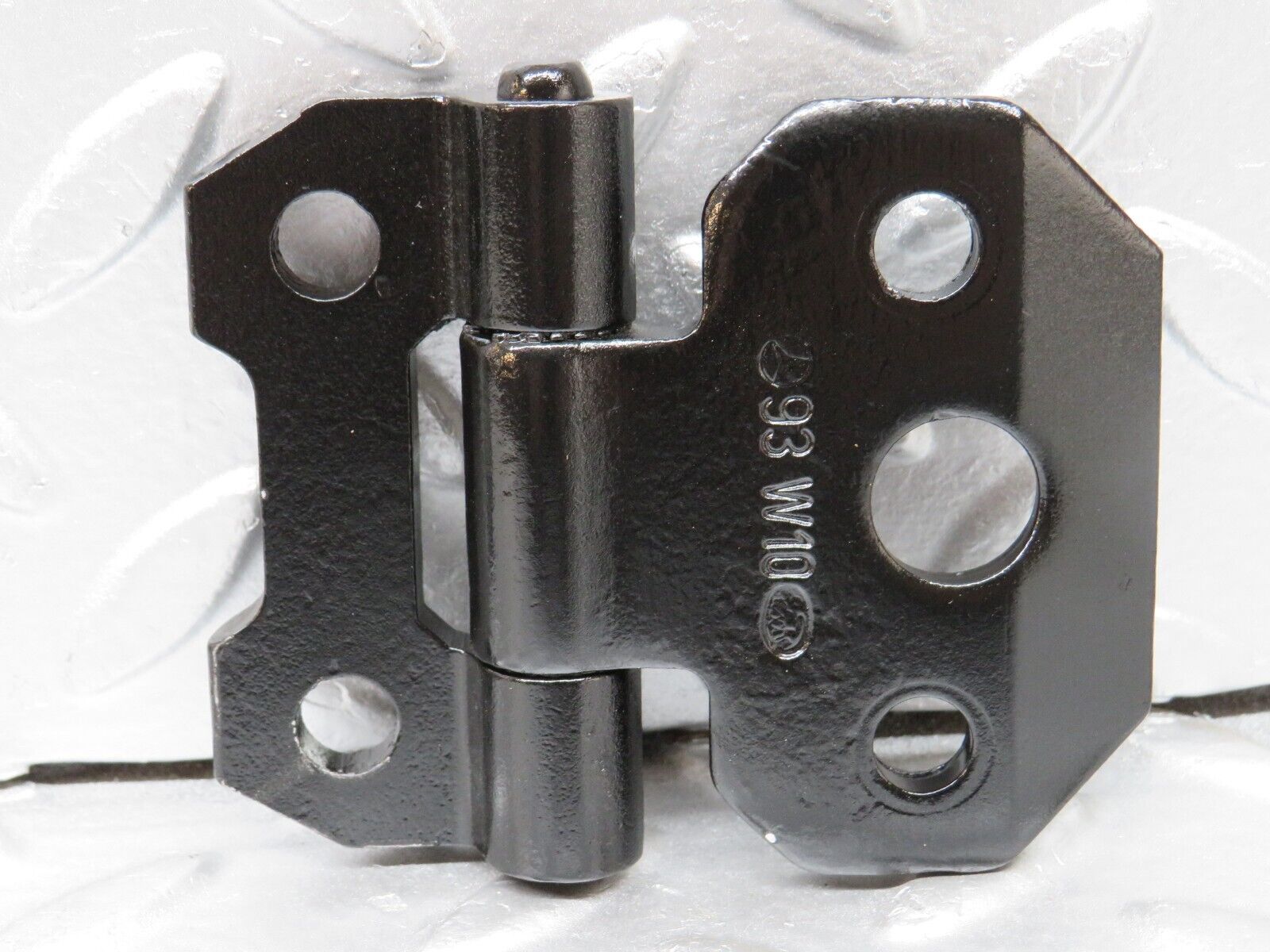 31784 Mercedes-Benz W201 190LE 1.8L Right Door Hinge Pair