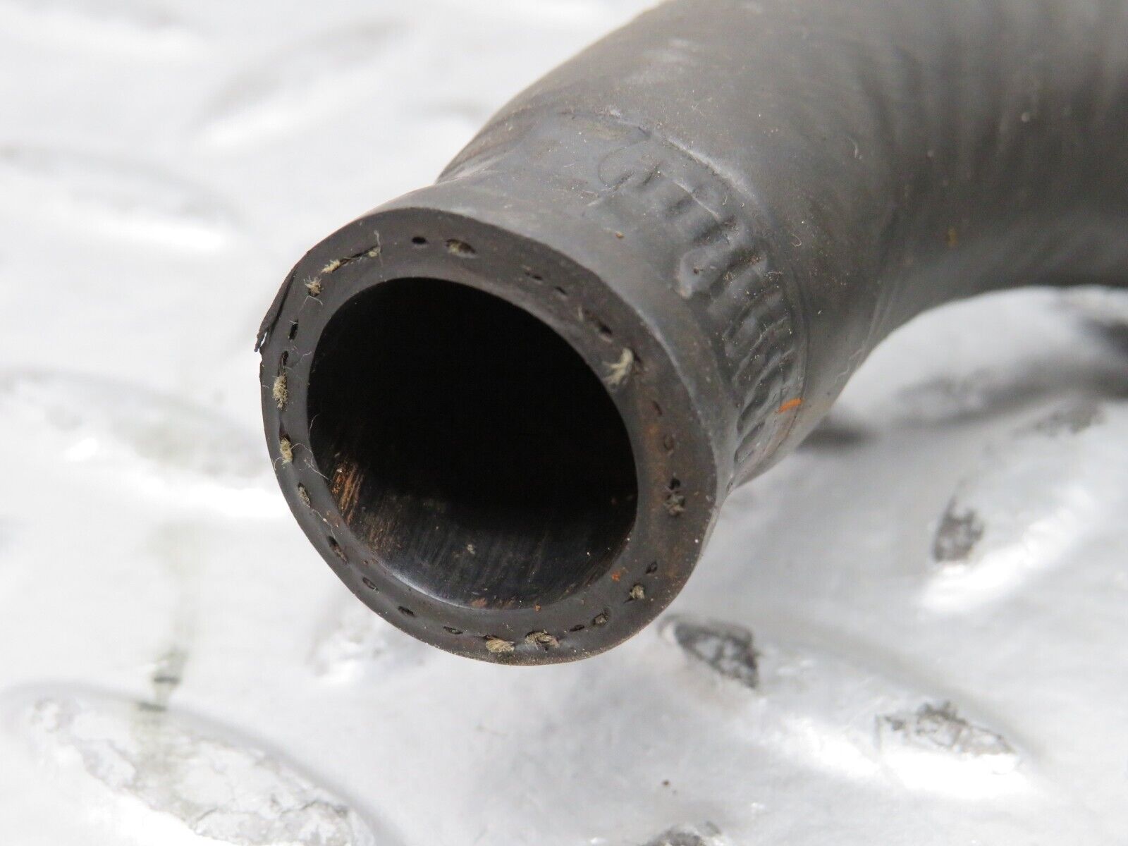 28517 Mercedes-Benz S123 240D Wagon Cooling Heater Hose Pipe 1238328094