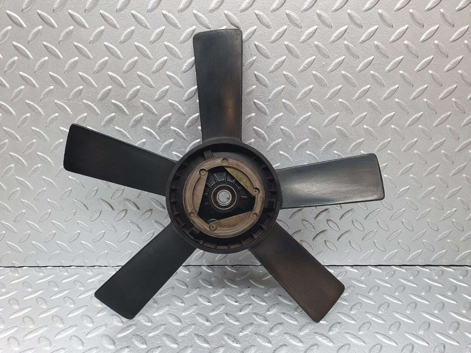 41413 Mercedes-Benz W124 200E Engine Cooling Fan 1022050306 1022001323