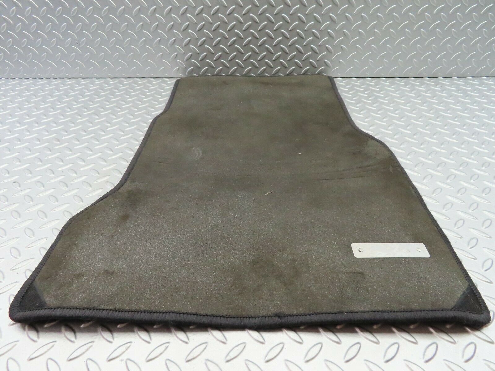 6654 Mercedes-Benz S124 E220 Wagon Front Left Passenger Side Floor Carpet