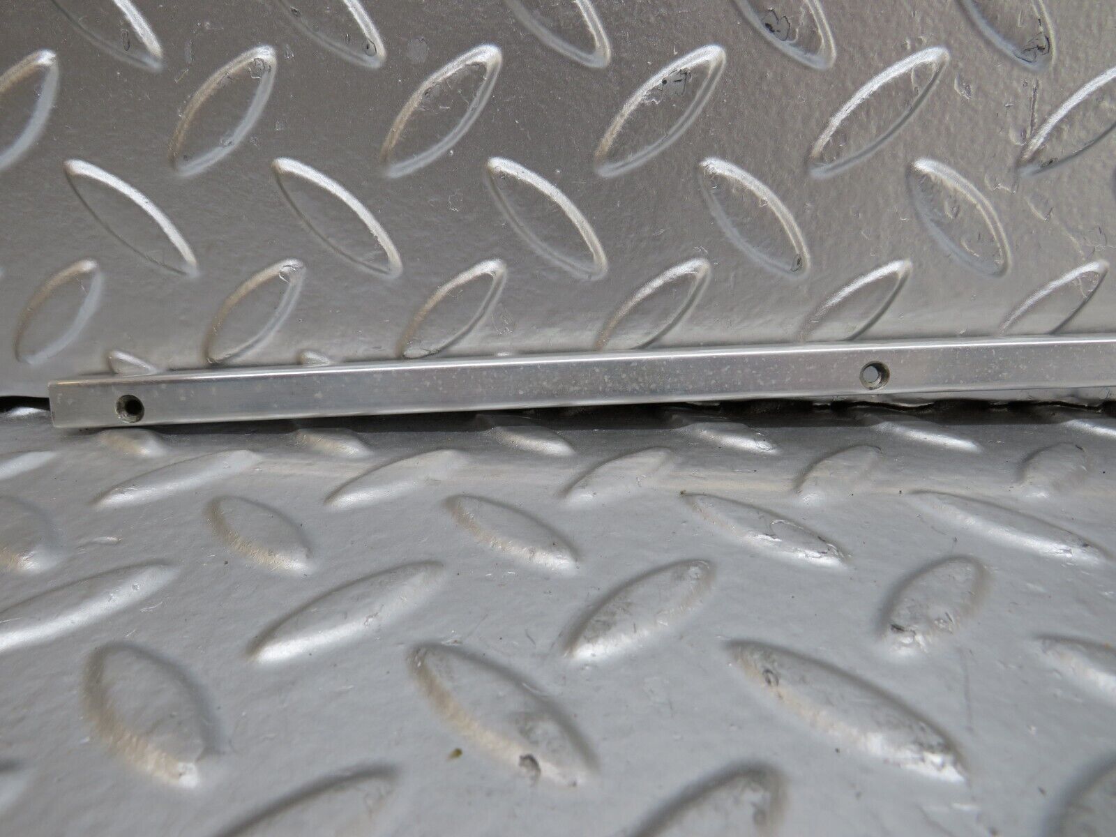 26639 Mercedes-Benz C124 220CE Coupe Sunroof Chrome Trim