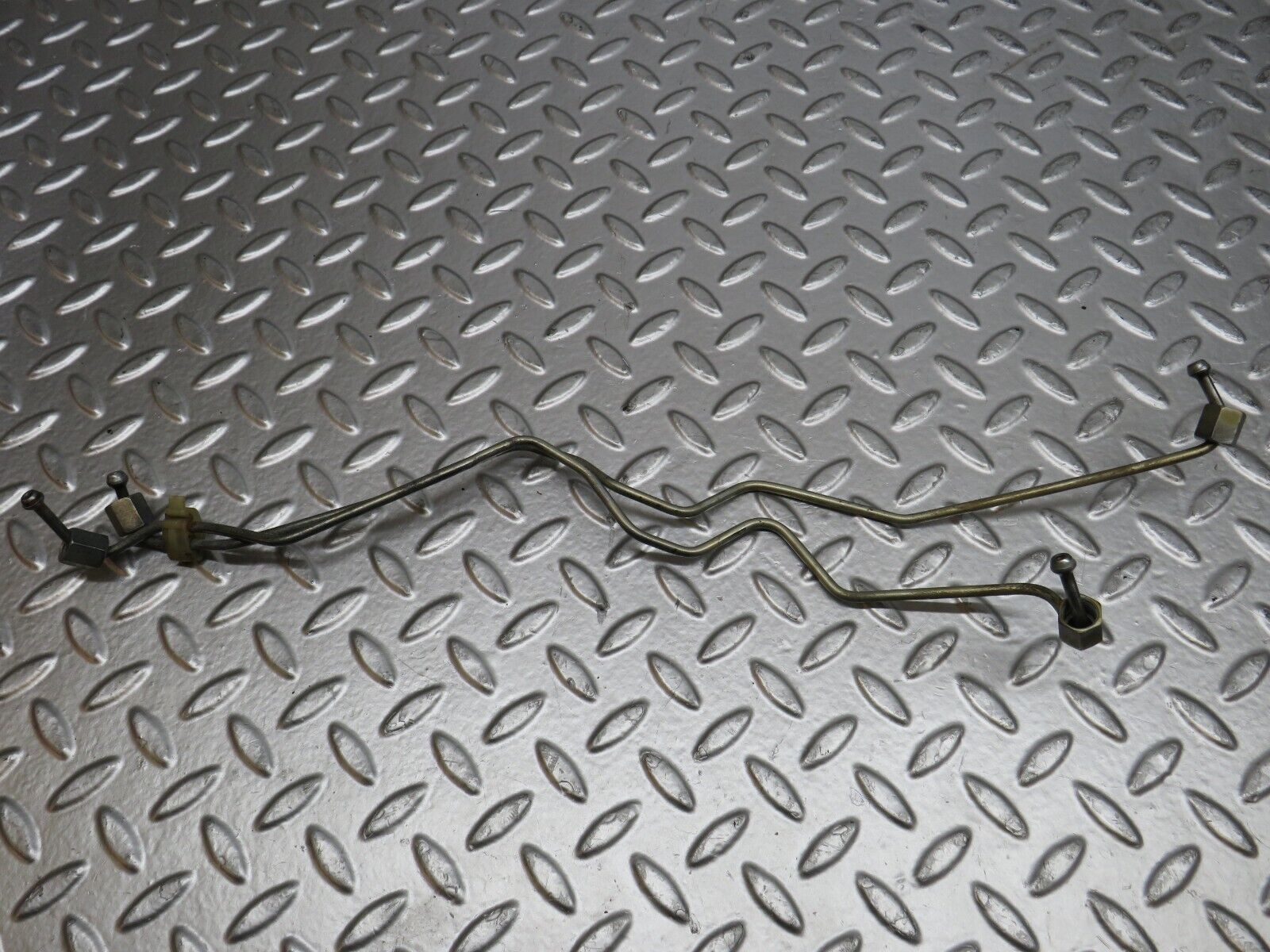 27655 Mercedes-Benz S124 300TE Wagon Fuel Line Hose Set