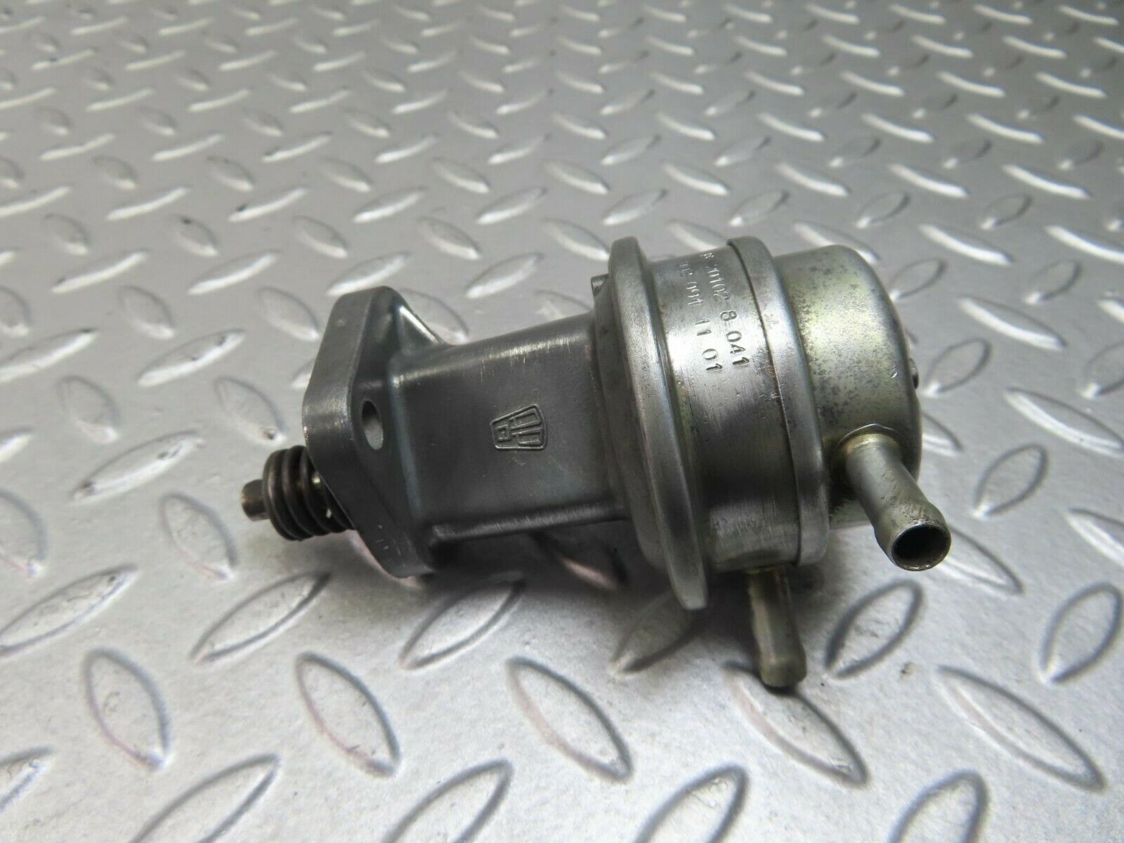 8814 Mercedes-Benz W108 Fuel Pump 0020911101