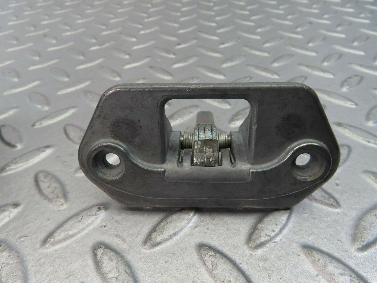 9163 Mercedes-Benz W108 Boot Latch Lock