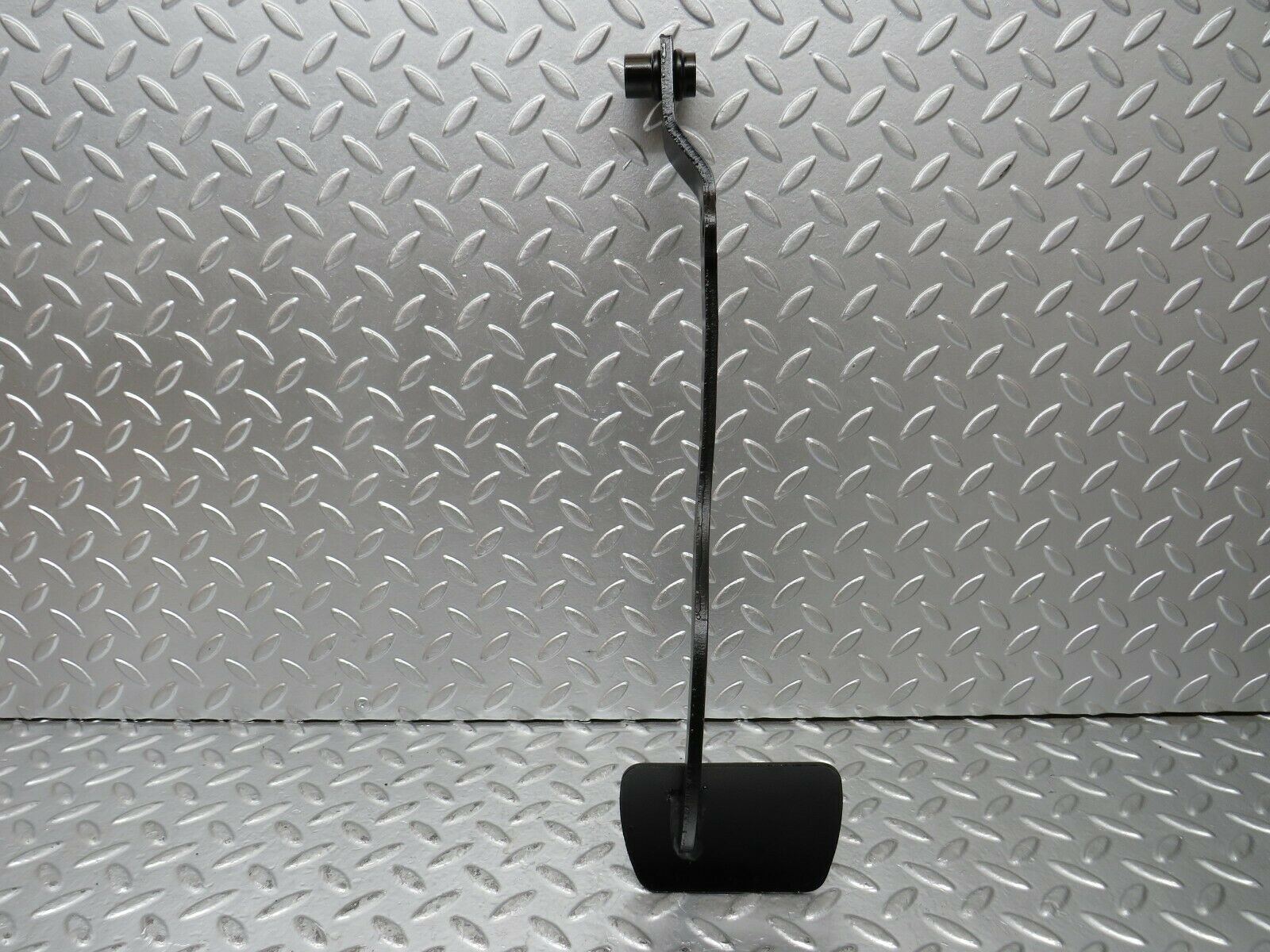 23322 Mercedes-Benz W116 350SE Brake Pedal