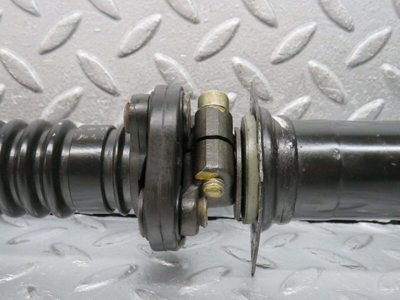 38767 Mercedes-Benz W201 190E 2.6L Steering Column