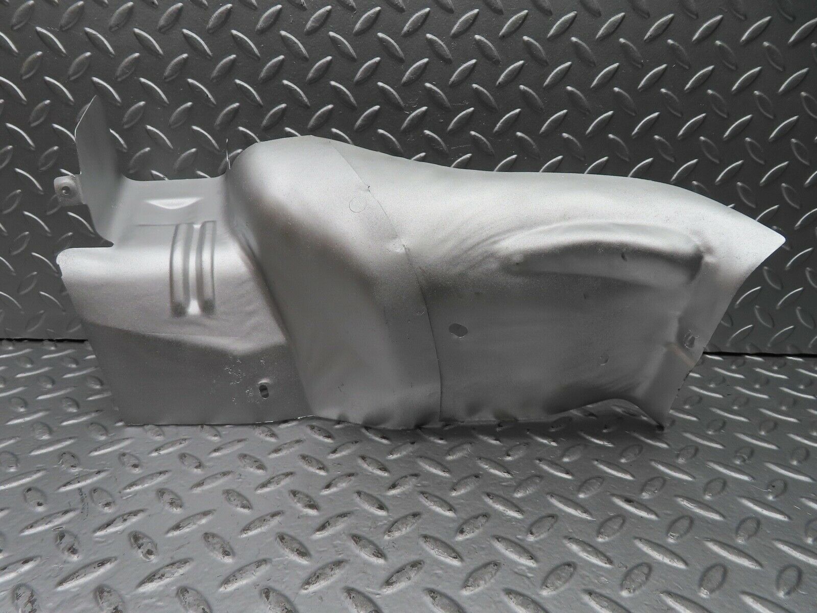 21676 Mercedes-Benz W126 300SE Exhaust Heat Shield