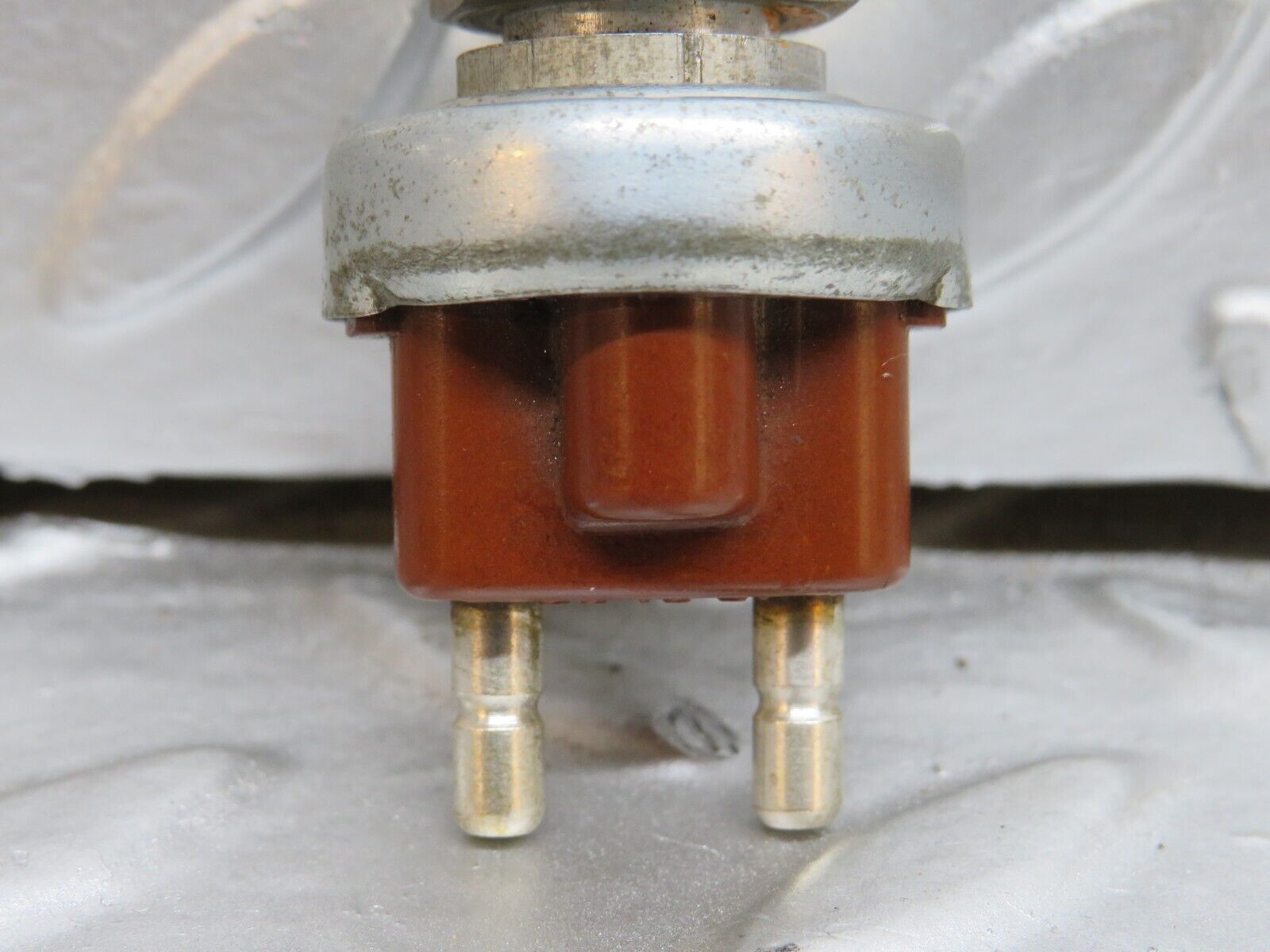 29173 Mercedes-Benz C124 320CE Coupe Brake Light Contact Switch 190130