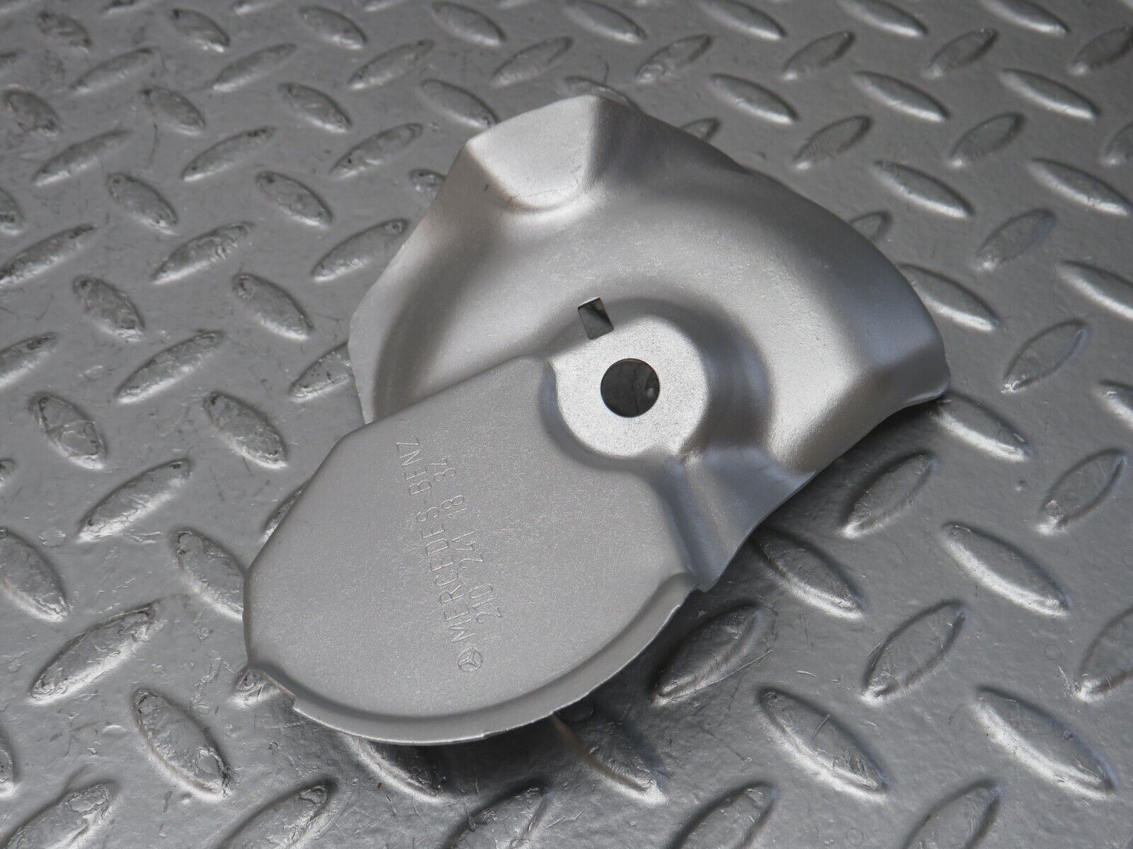 35035 Mercedes-Benz W210 320E Engine Mount Bracket Heat Shield Left 2102411834