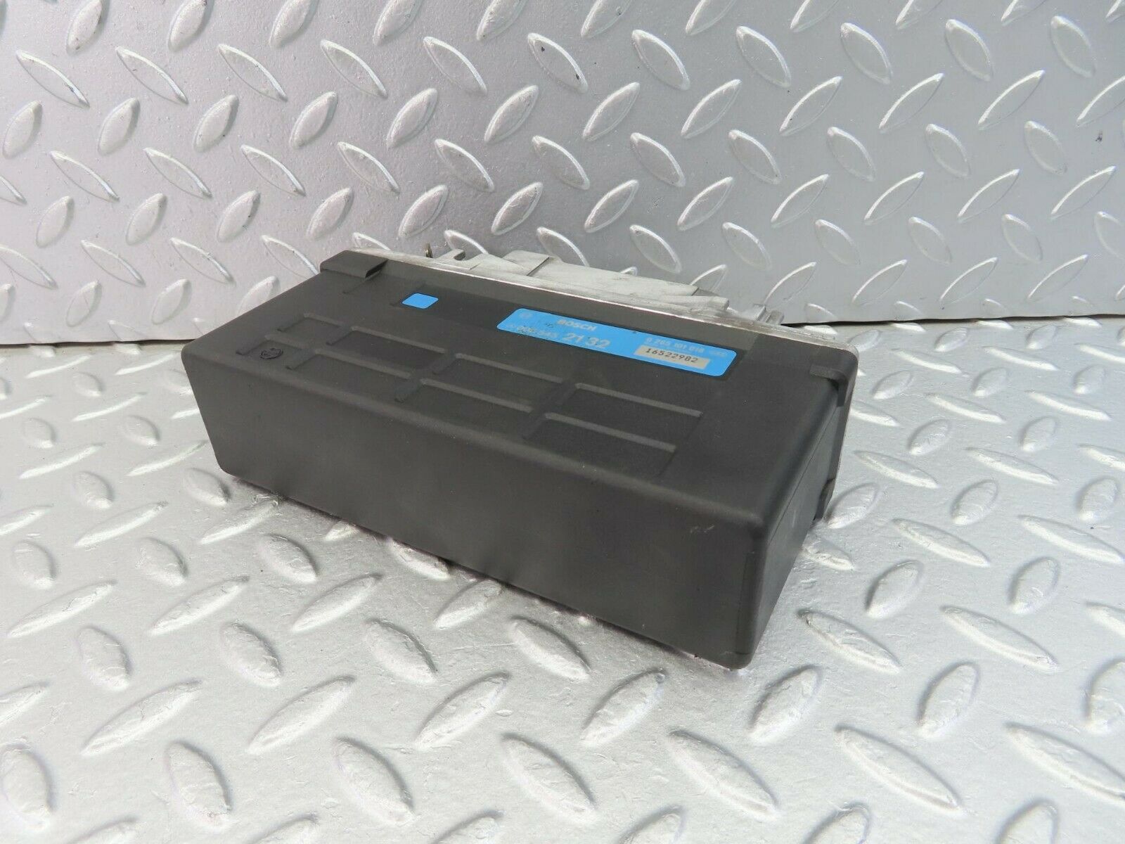 10463 Mercedes-Benz W201 190E ABS Control Unit Bosch 0055452132