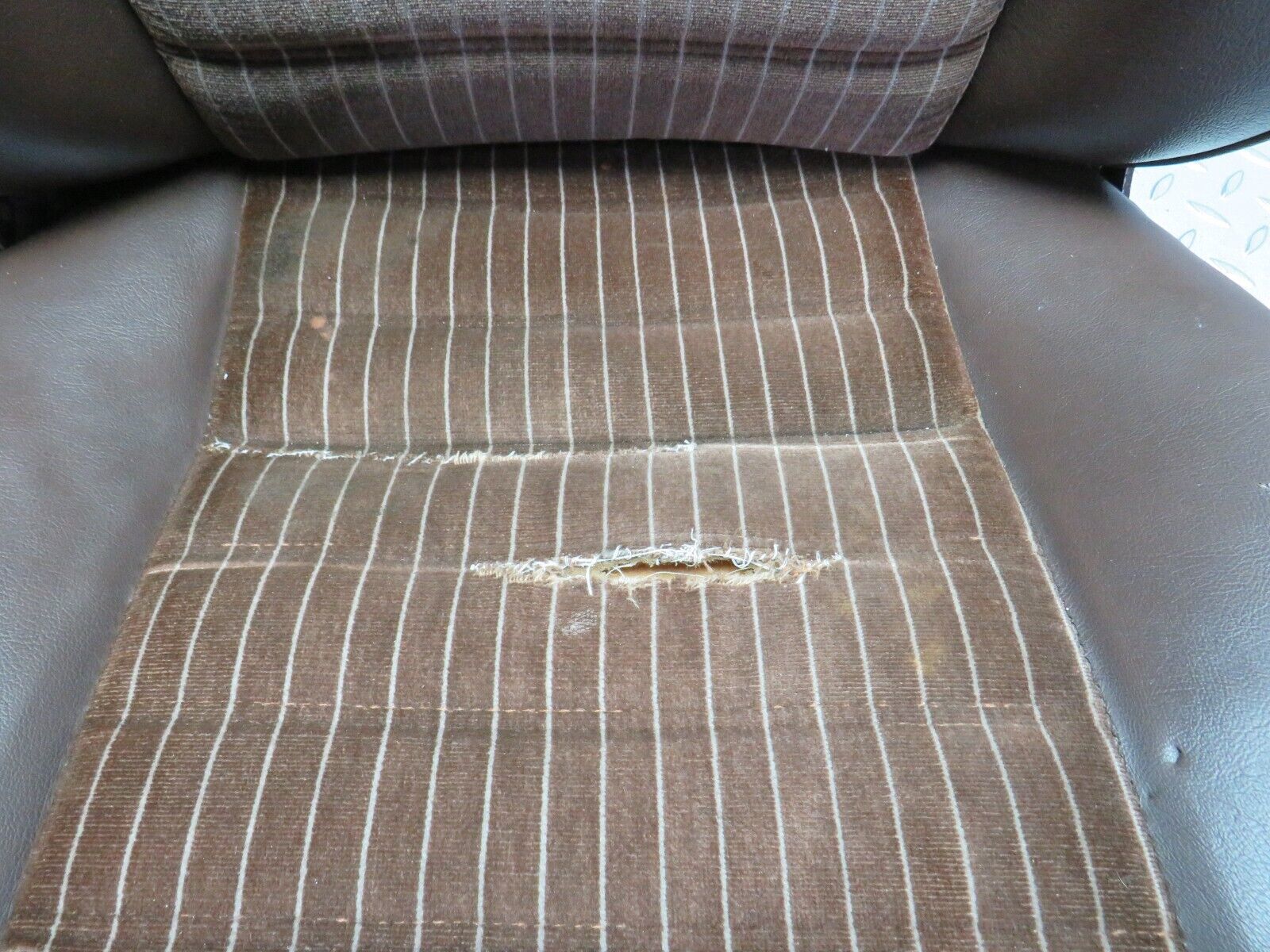 30190 Porsche 924 Front Right Driver Seat