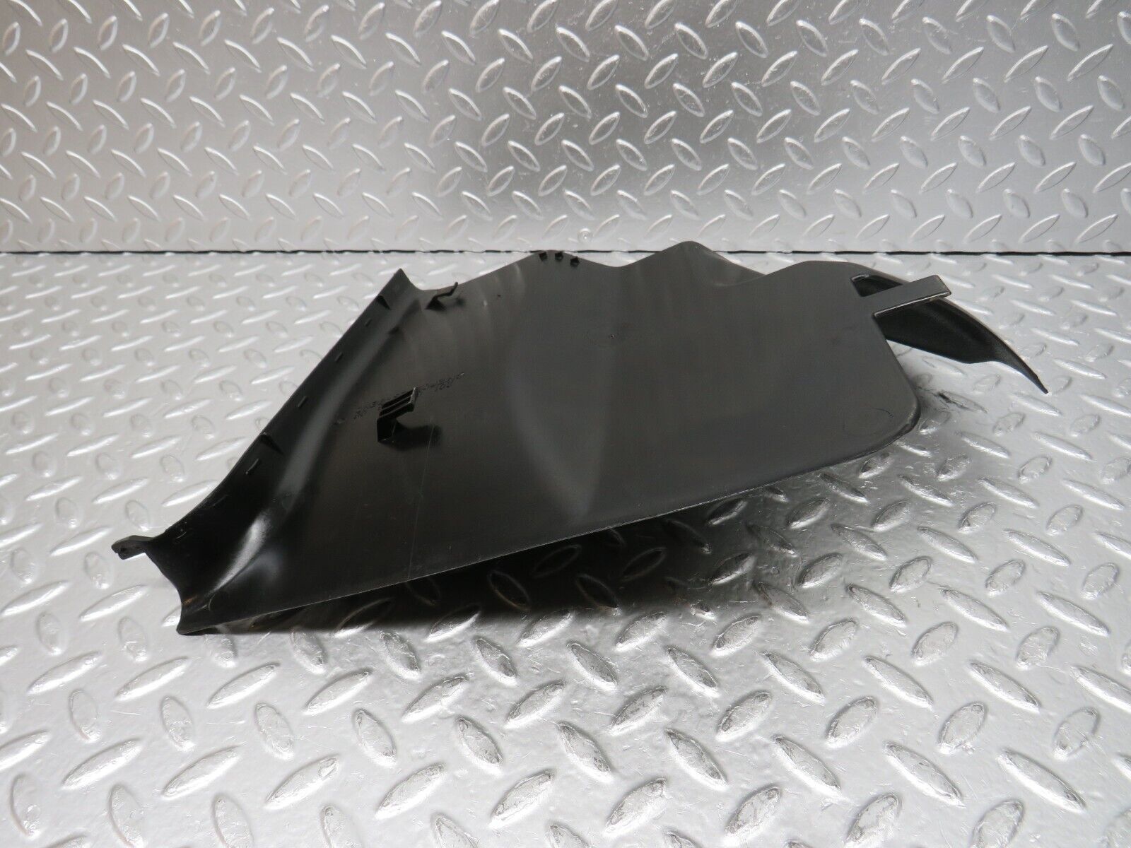 31665 Mercedes-Benz W201 190LE 1.8L Kick Panel Right Black 2016880606