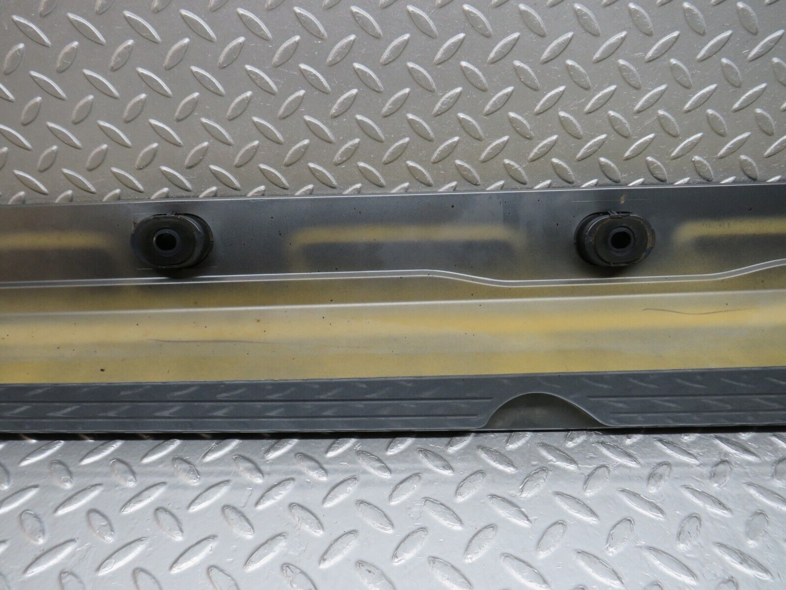 35283 Mercedes-Benz W221 Side Skirt Left Side 2216900140