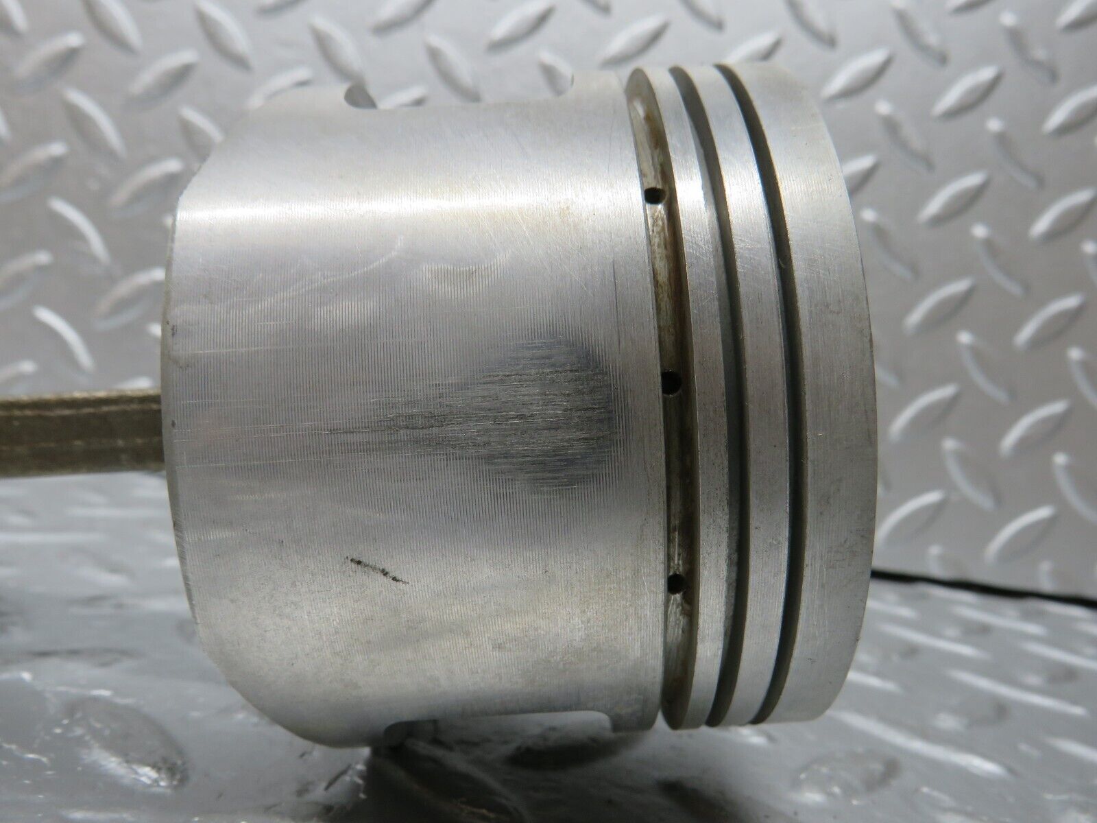 32710 Mercedes-Benz S124 300TE Wagon Piston With Connecting Rod 88.475mm 10205