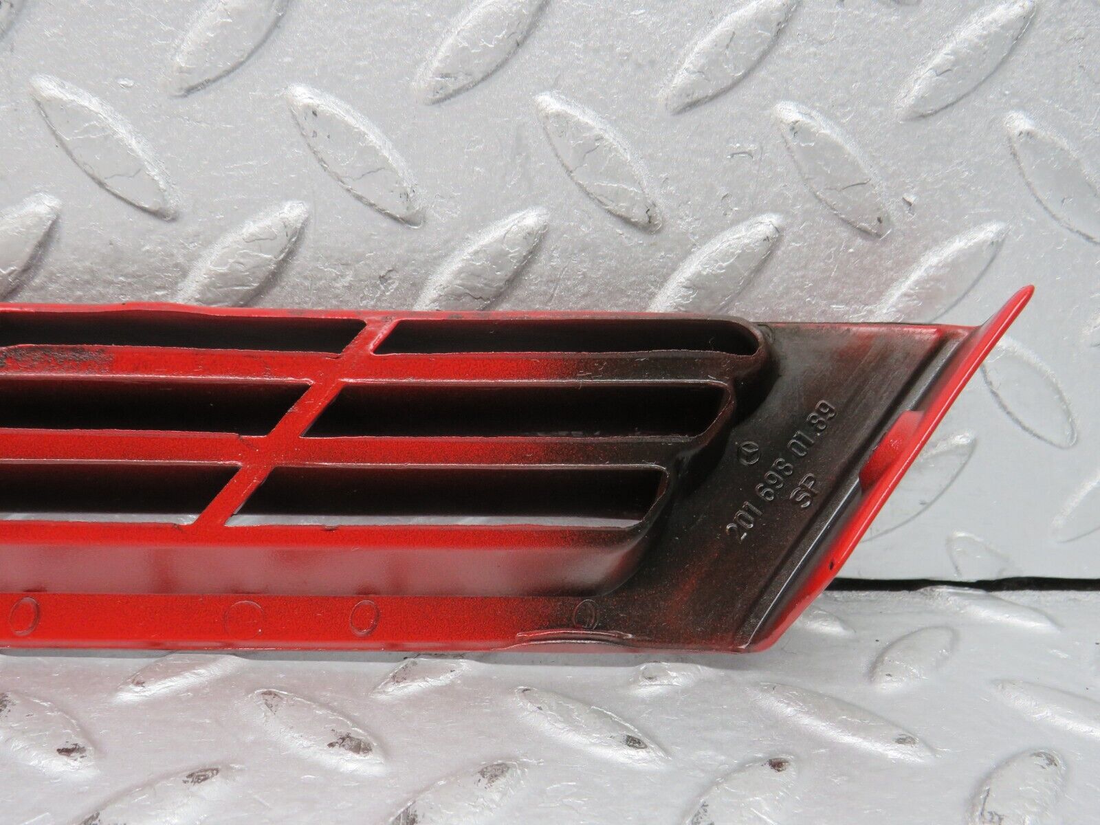 38735 Mercedes-Benz W201 190E 2.6L C Pillar Exterior Cover Left Side 2016980189