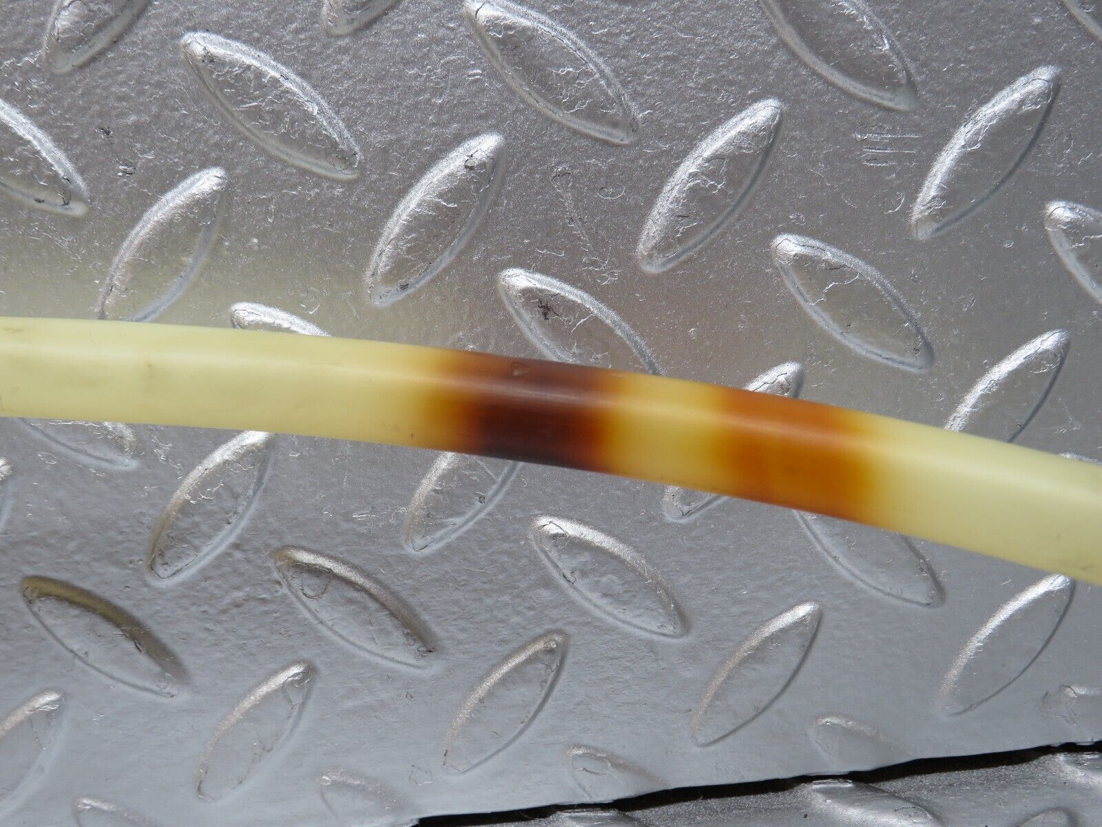 31087 Mercedes-Benz W123 200D Brake Servo Vacuum Pipe