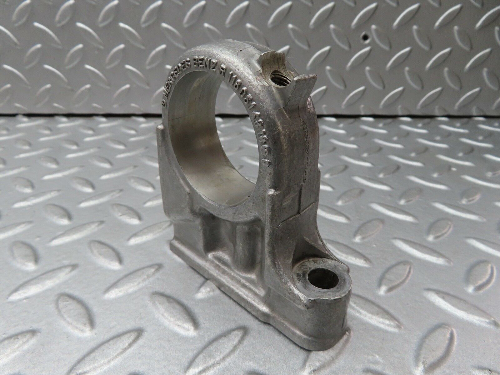 17786 Mercedes-Benz W116 450SEL Camshaft Tower Bearing 1160514818