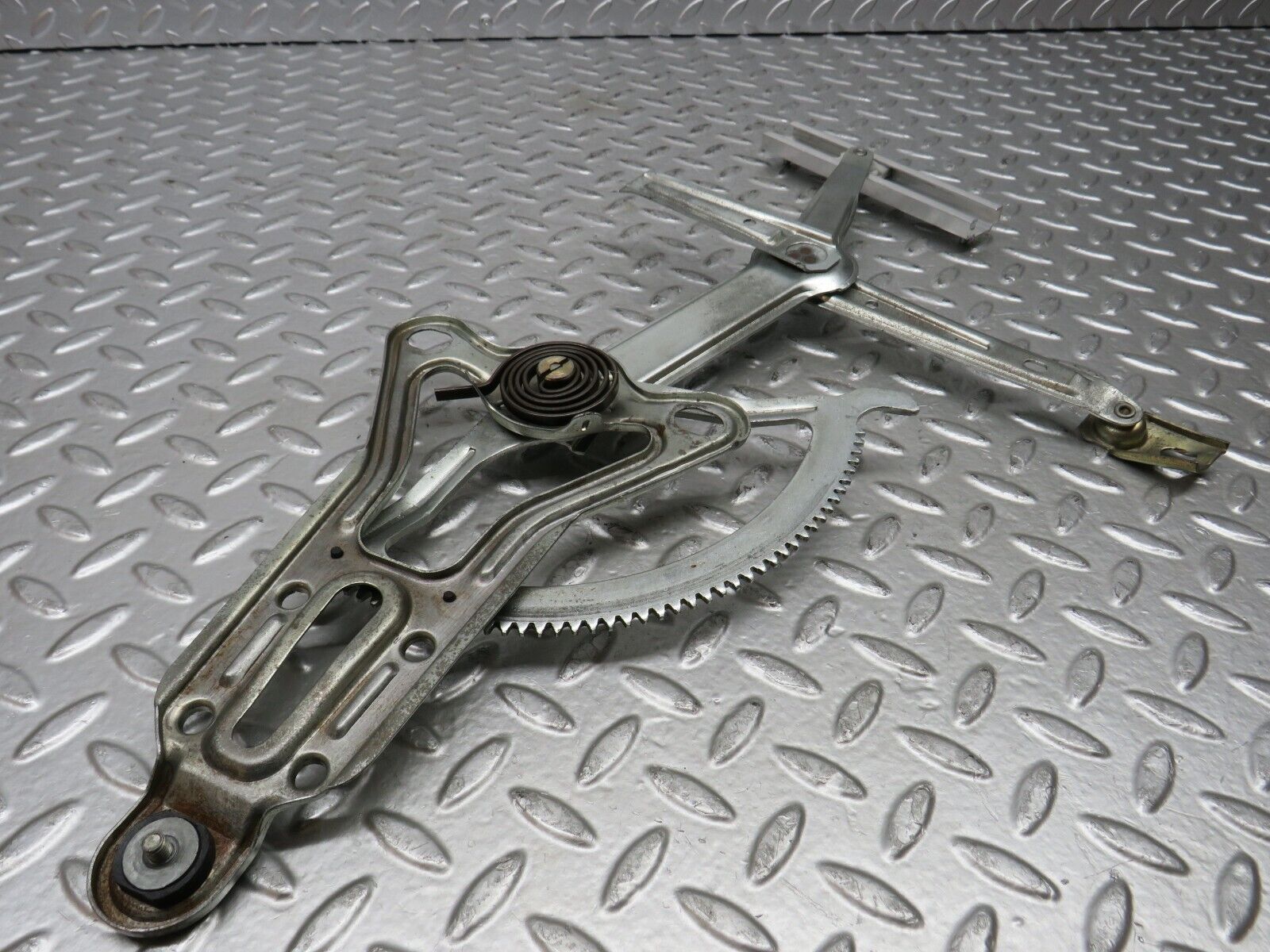 27675 Mercedes-Benz S124 300TE Wagon Front Right Power Window Regulator