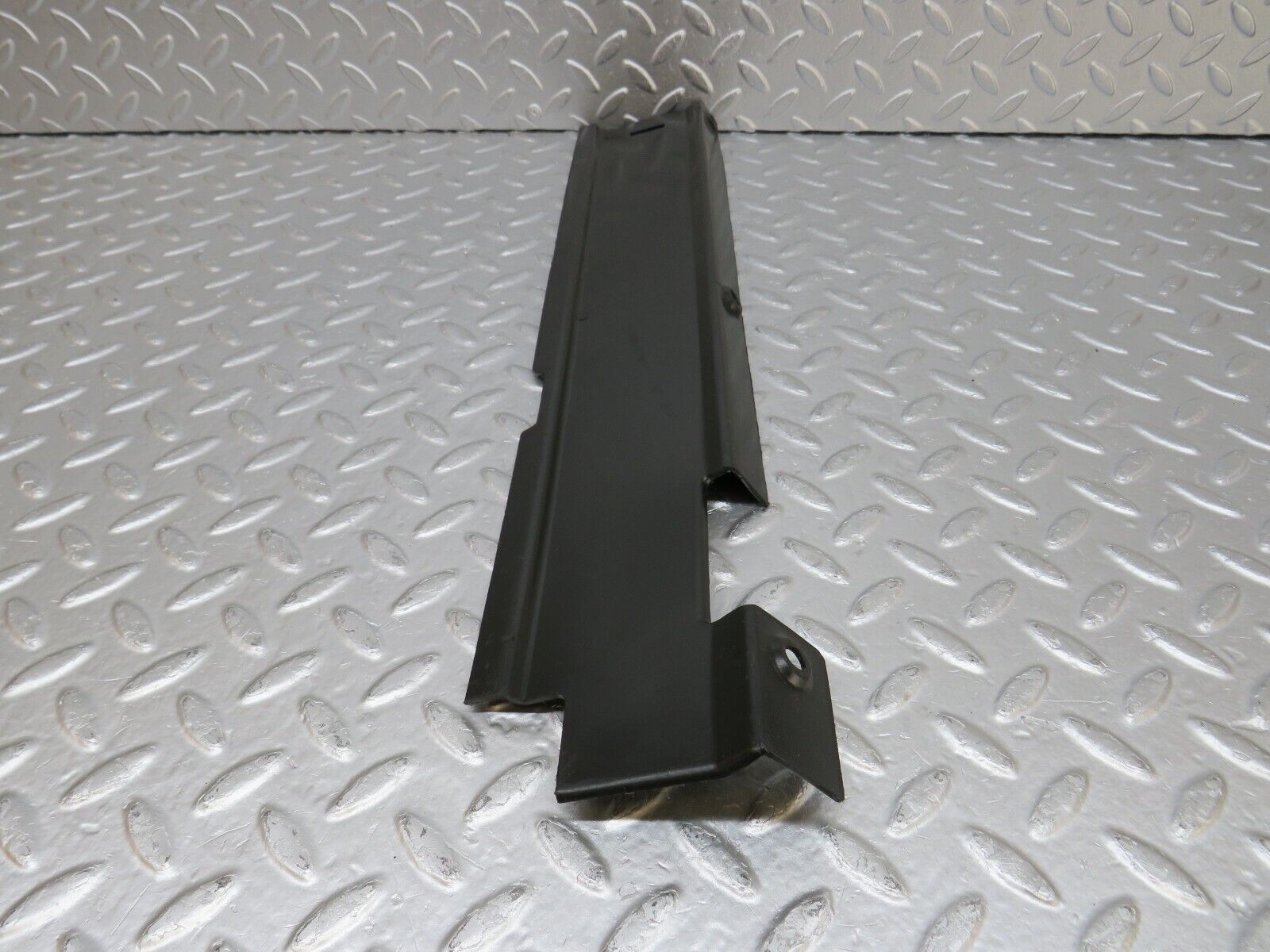 34279 Mercedes-Benz C126 380SEC Coupe Front Right Cover 1268210236