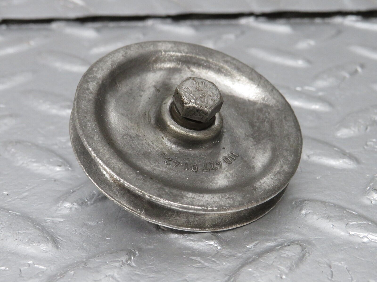 40318 Mercedes-Benz W110 230 Handbrake Cable Pulley 1104270142