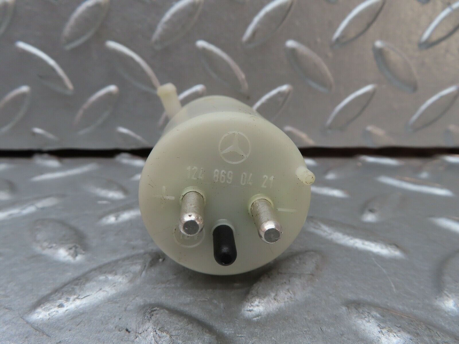 19654 Mercedes-Benz C140 CL420 Coupe Windscreen Washer Pump 1248690421