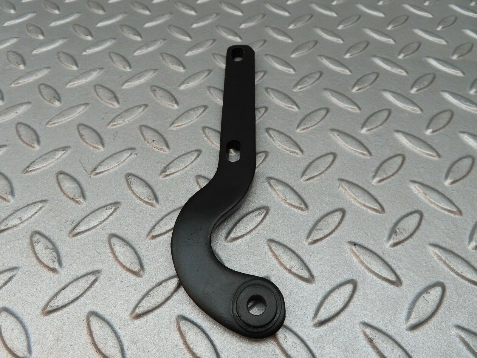 3624 Mercedes-Benz W115 220D Left Bonnet Hinge Support