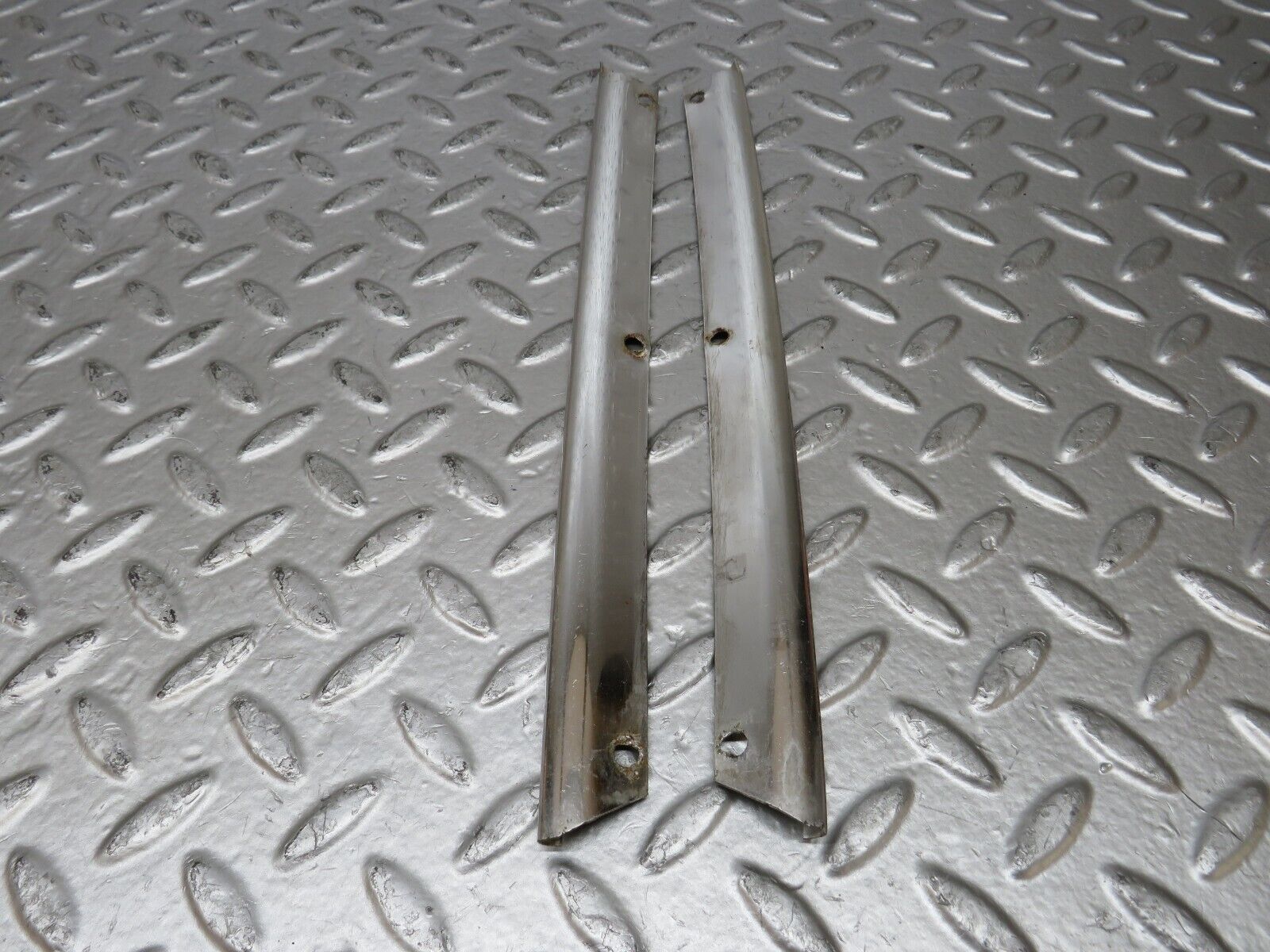 26359 Mercedes-Benz W116 450SE Roof Chrome Moulding Trim Pair