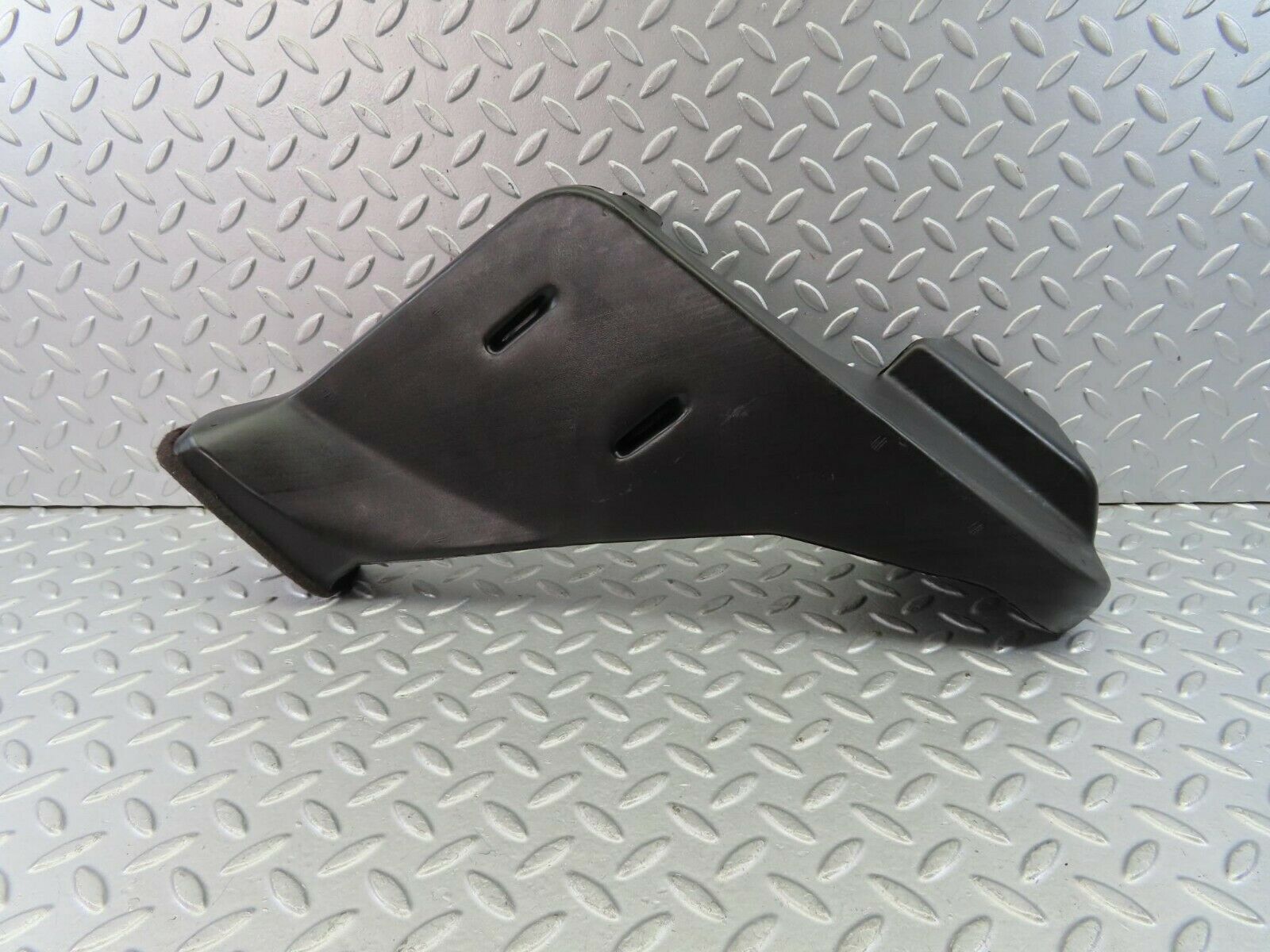 9280 Mercedes-Benz C124 300CE Coupe Heater Air Duct Vent Left Side 1248310146