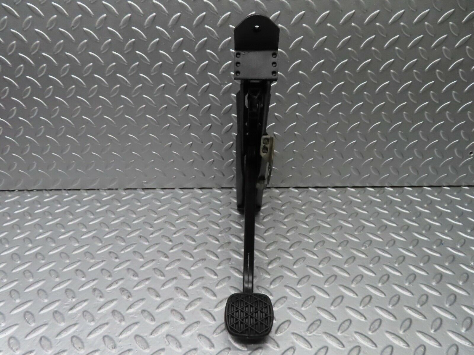 20892 Mercedes-Benz W114 250CE Coupe Parking Brake Pedal