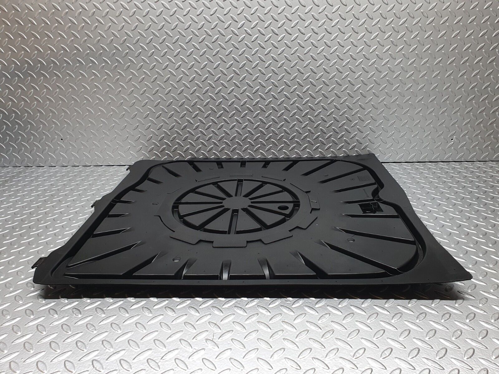 41480 Mercedes-Benz W124 200E Spare Wheel Cover 1246933133