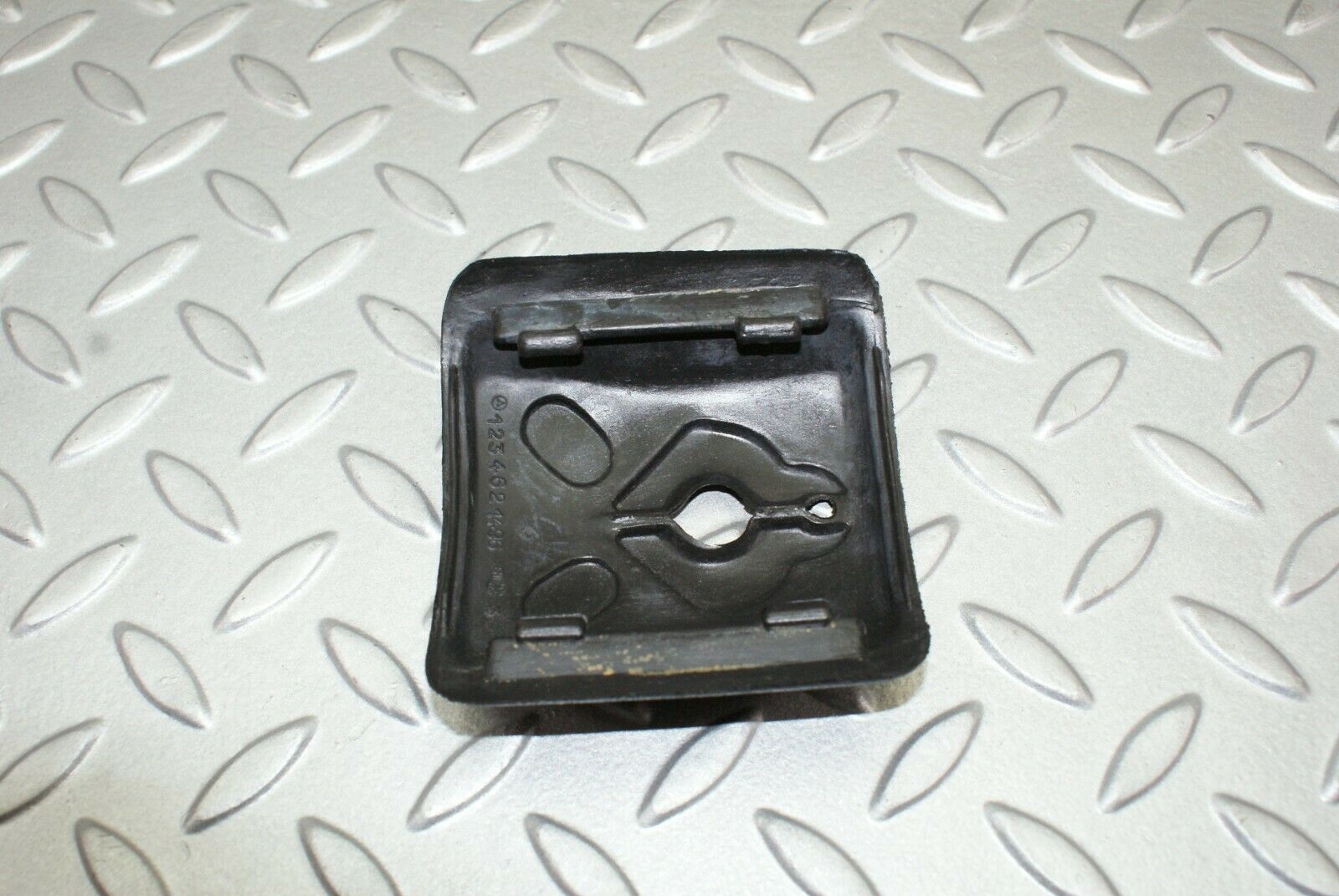 2665 Mercedes-Benz W123 230E Steering Column Switch Rubber Cover 1234621496