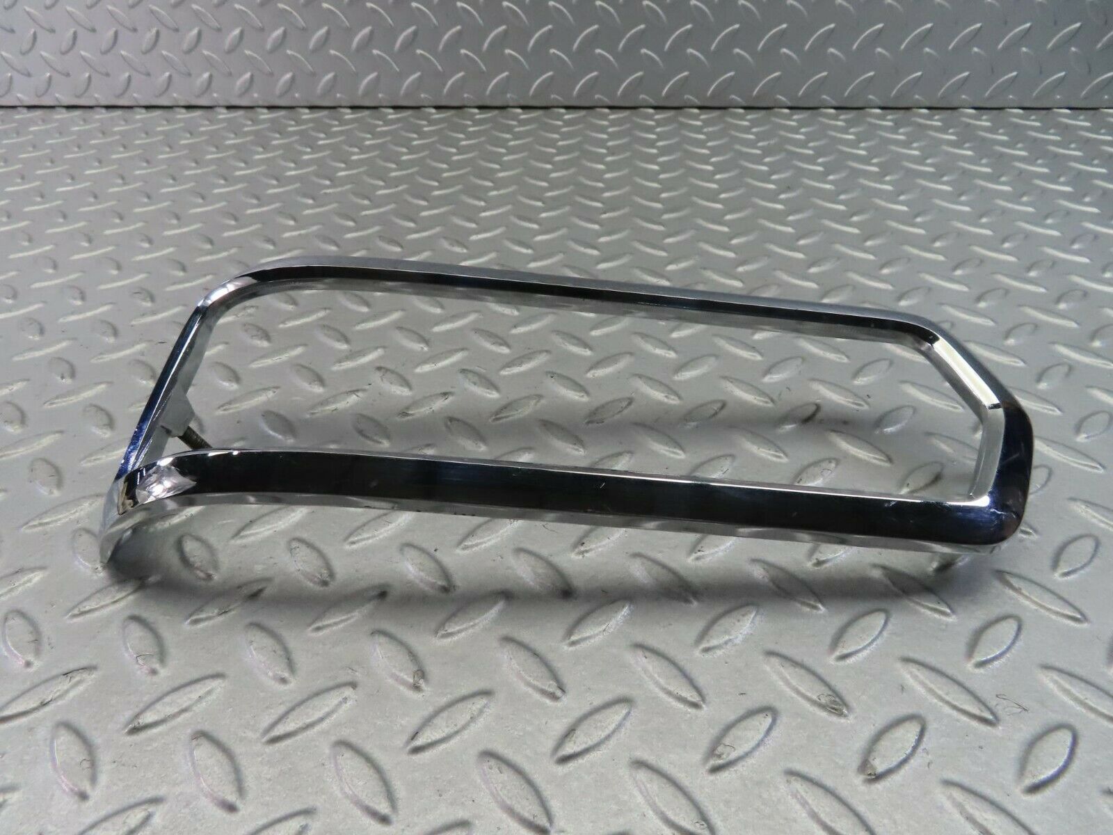 8097 Mercedes-Benz W108 Tail Light Chrome Frame Left 1088260159