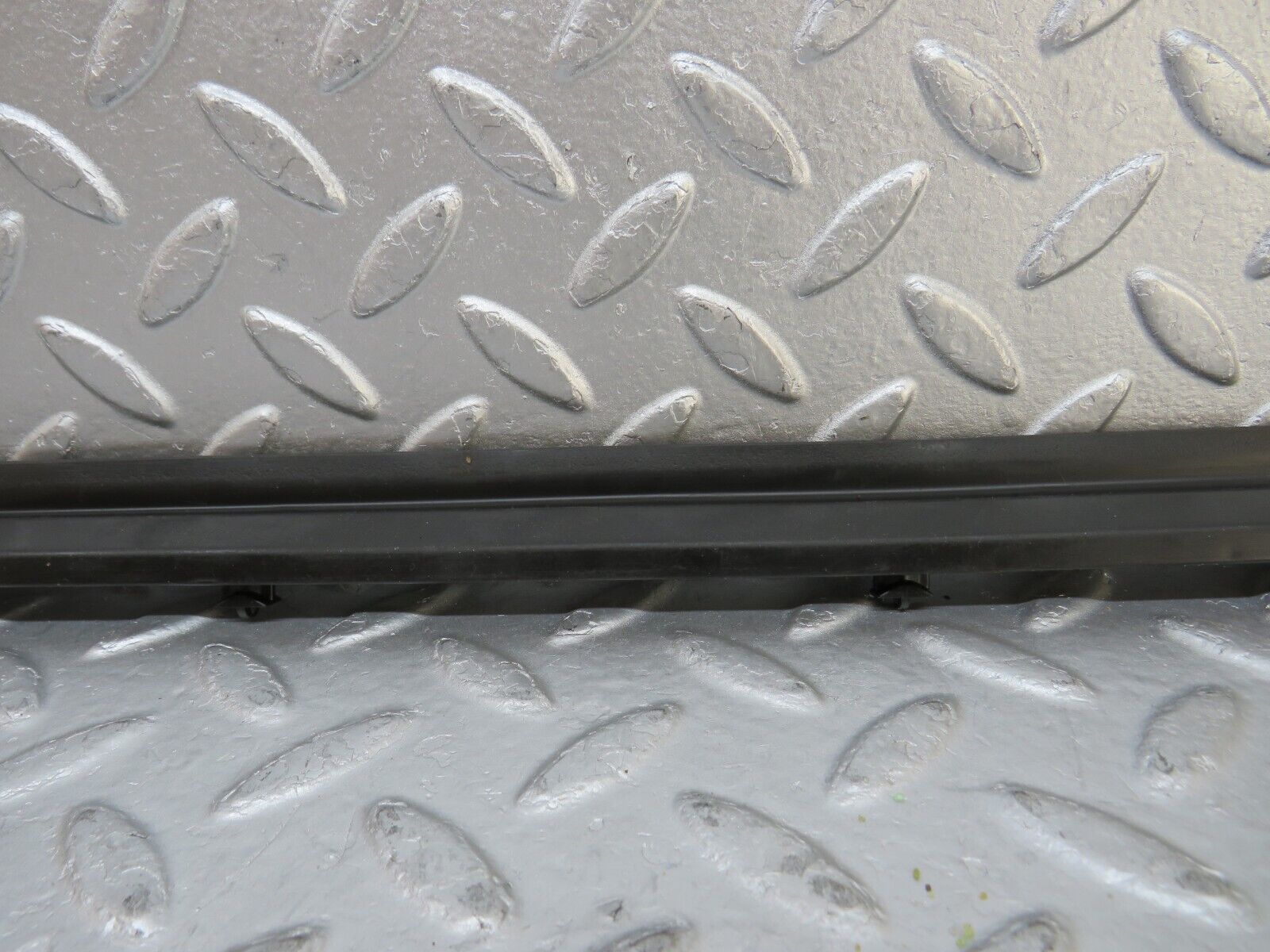 35259 Mercedes-Benz W221 Rear Left Door Lower Seal Trim 2216900362