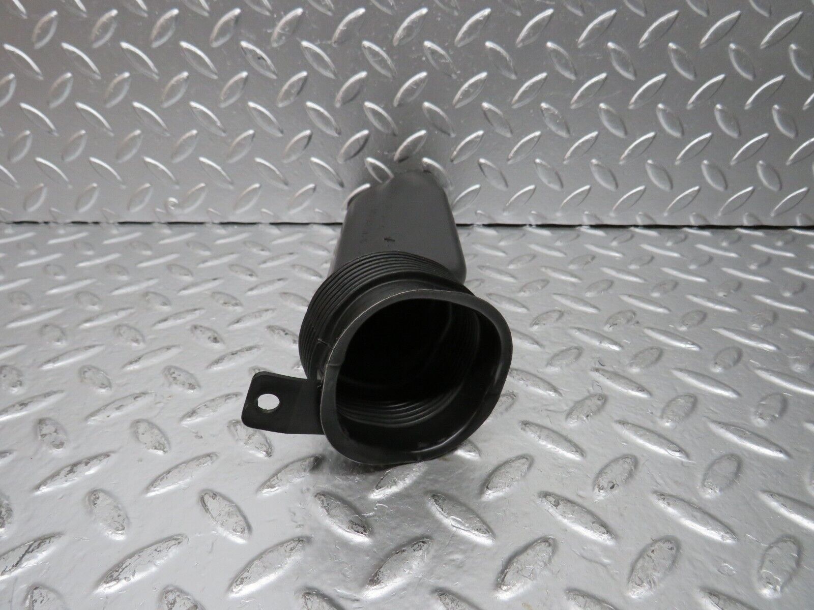 24901 Mercedes-Benz W140 S320 Air Intake Hose Pipe 1408300225