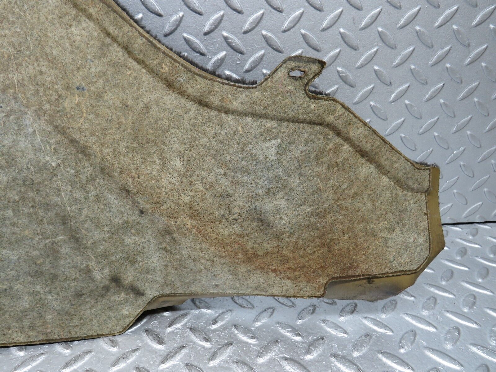 37935 Mercedes-Benz A124 320E Cabriolet Centre Console Carpet Right Side Black