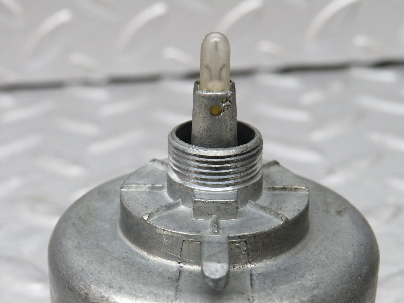 34070 Mercedes-Benz W124 260E Headlight Switch 0005455404