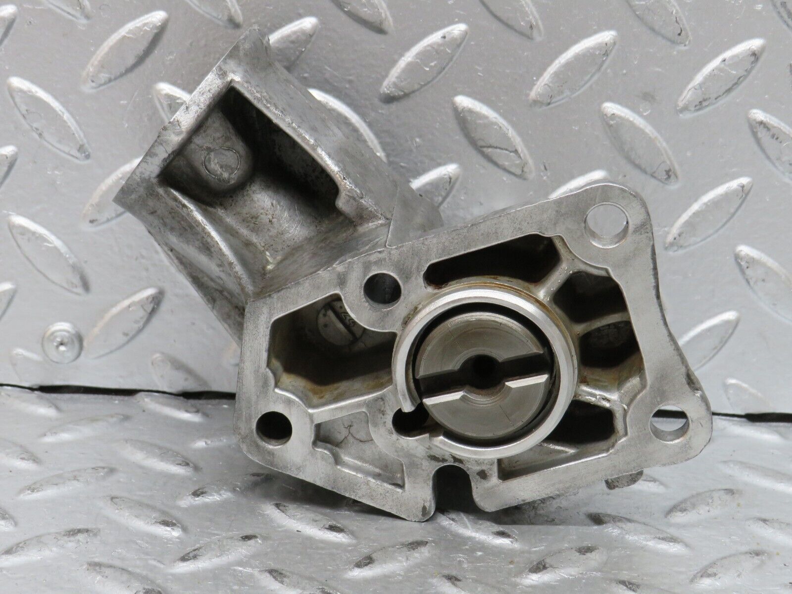 28101 Mercedes-Benz W123 280E Ignition Distributor Housing 1101580515