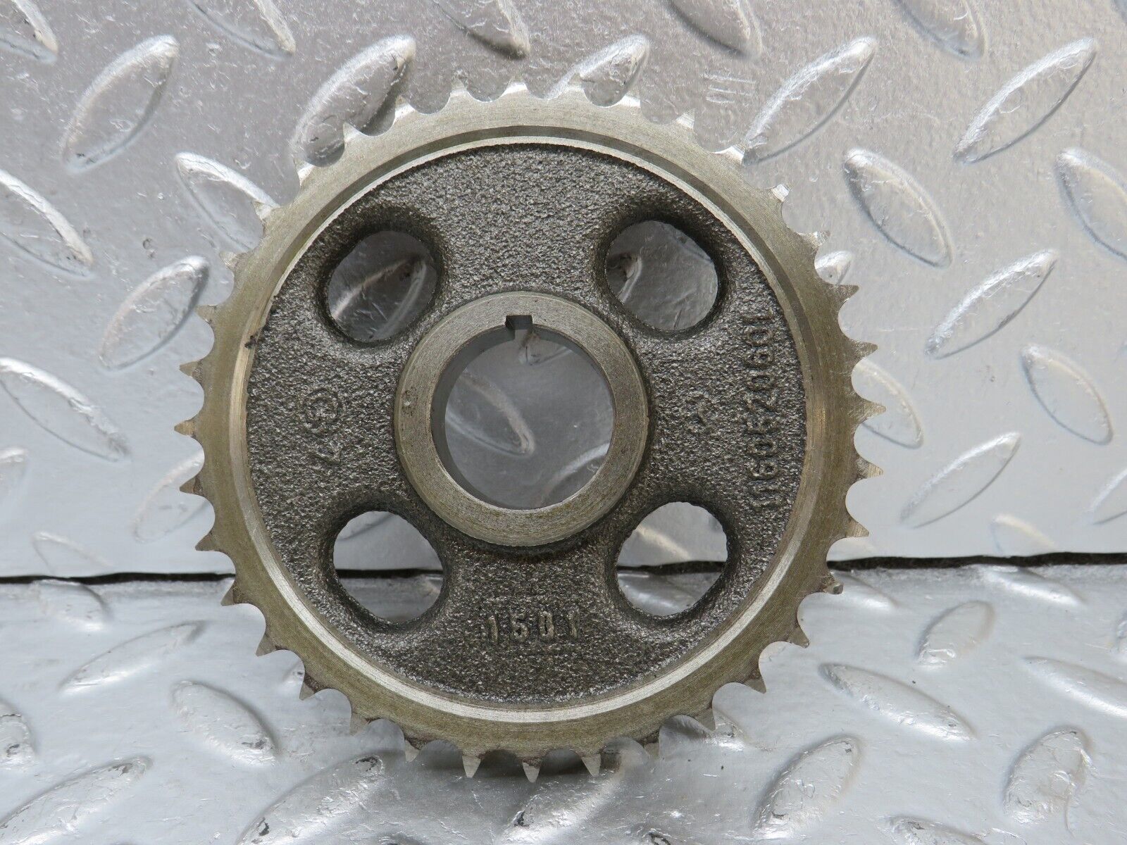 34517 Mercedes-Benz C126 380SEC Coupe Camshaft Timing Gear 1160520601