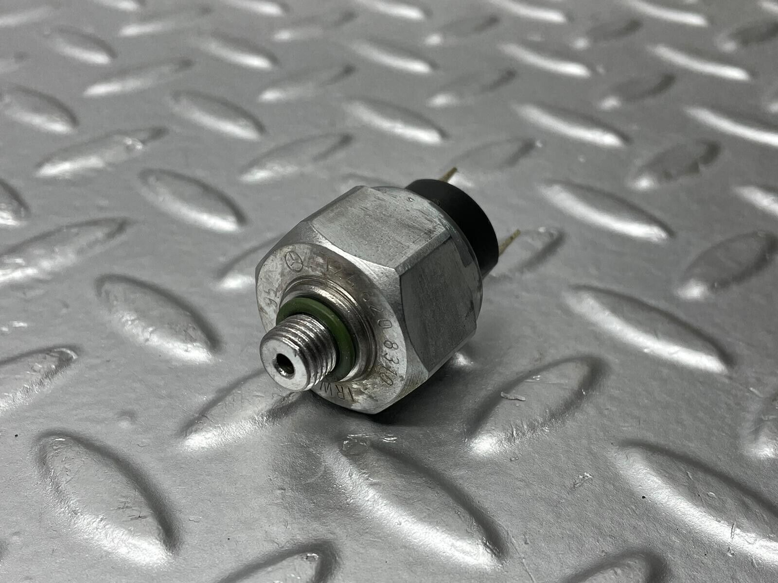 39582 Mercedes-Benz R129 320SL Coupe Aircon Pressure Switch 1248208310